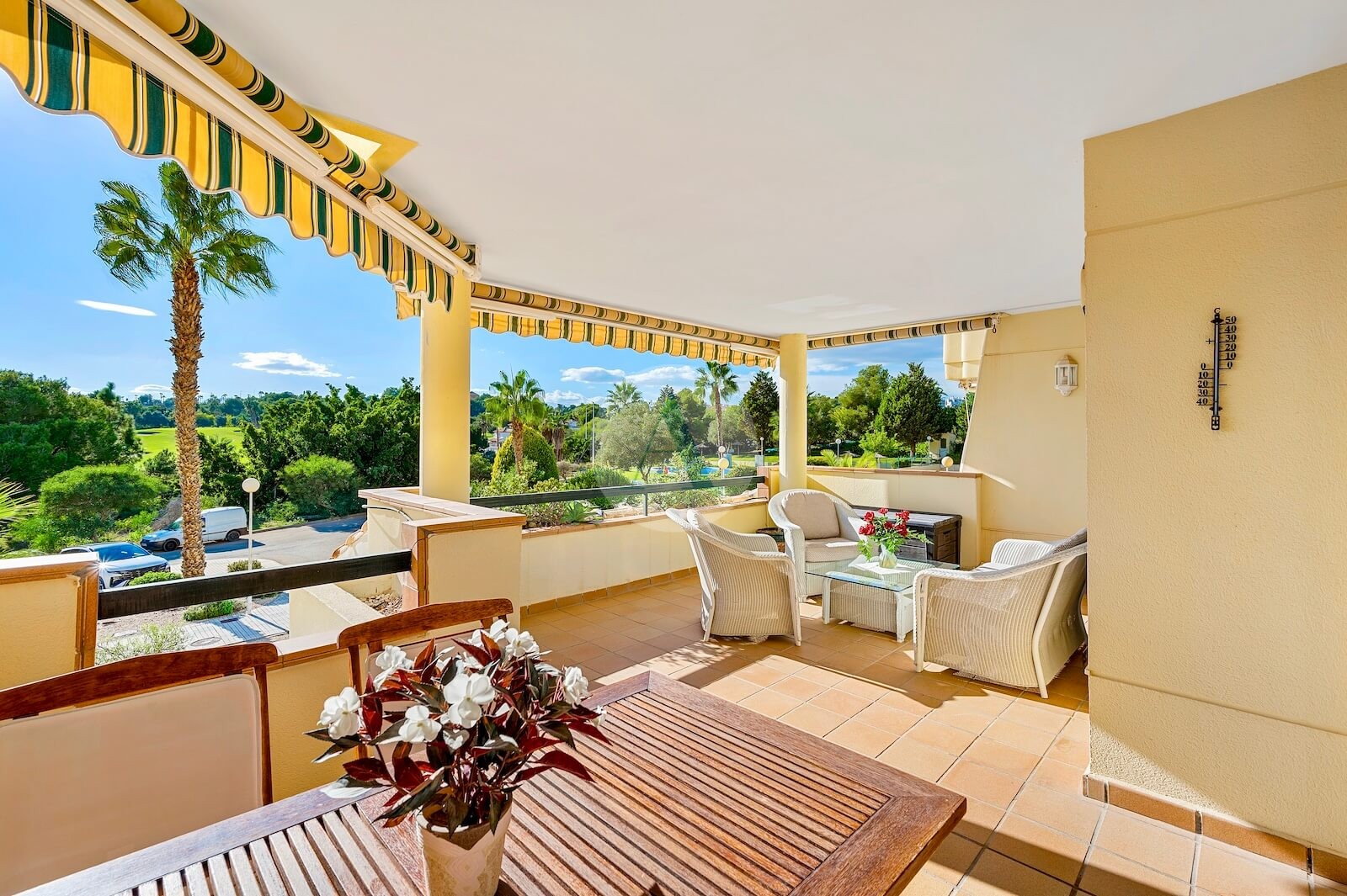 Ruim appartement in lomas de campoamor eerstelijn golf met prachtig uitzicht Ruim appartement in lomas de campoamor eerstelijn golf met prachtig uitzicht