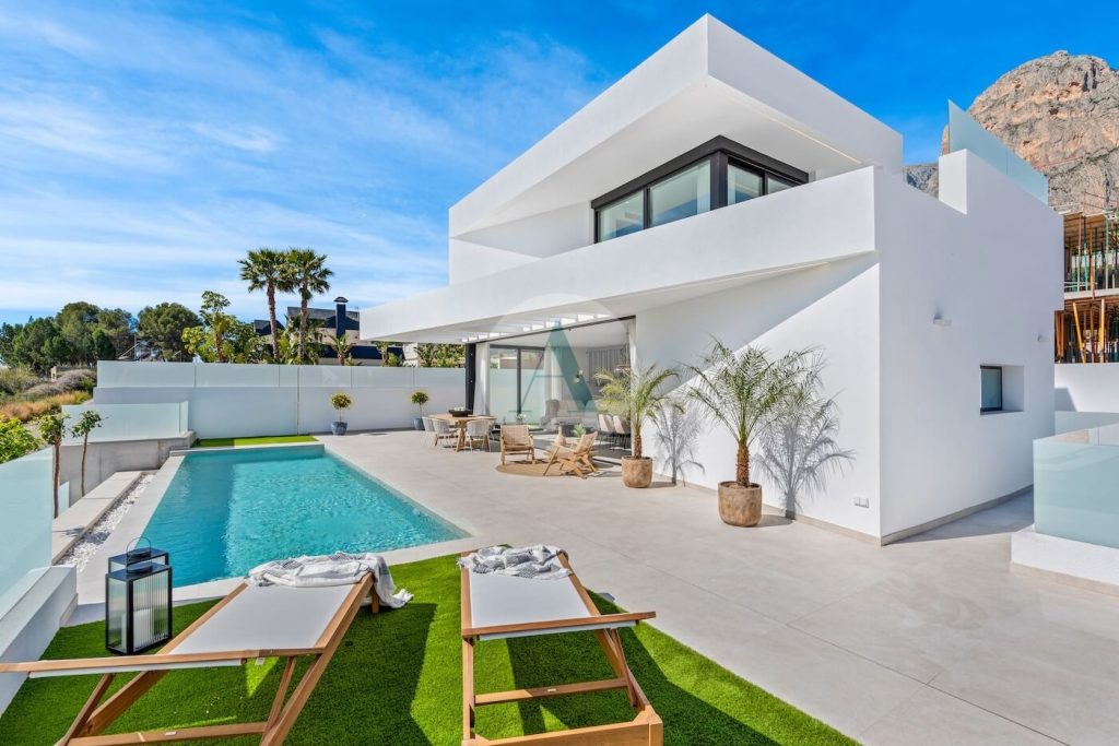 Moderne nieuwbouw villas met privezwembad en garage in polop la nucia