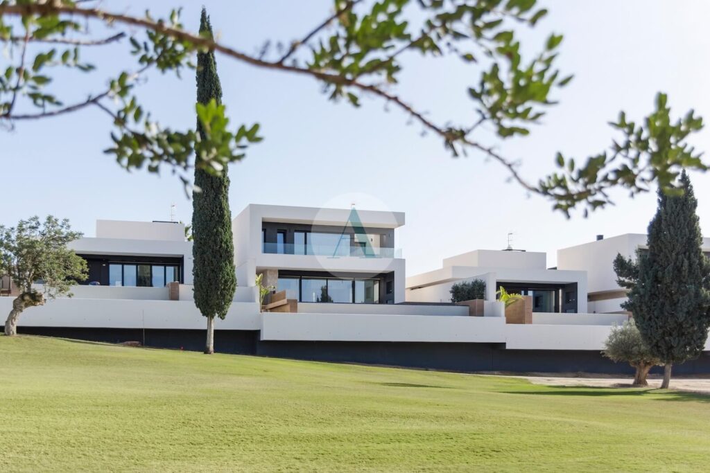 Villa mustique exclusief wonen aan la finca golf in algorfa